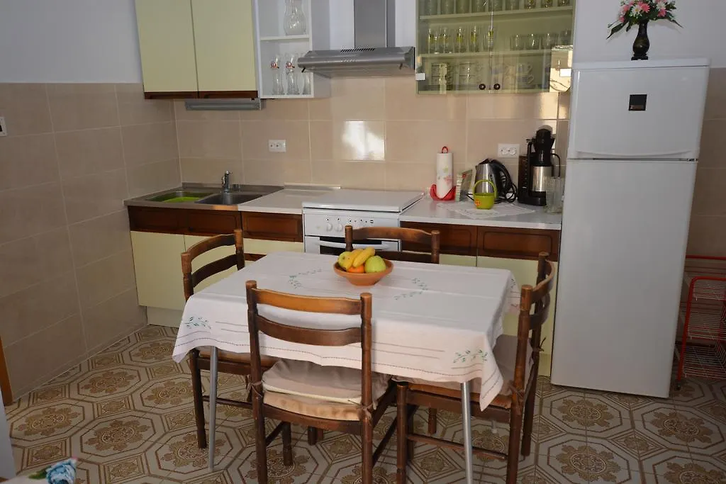 Apartment Nadica Punat