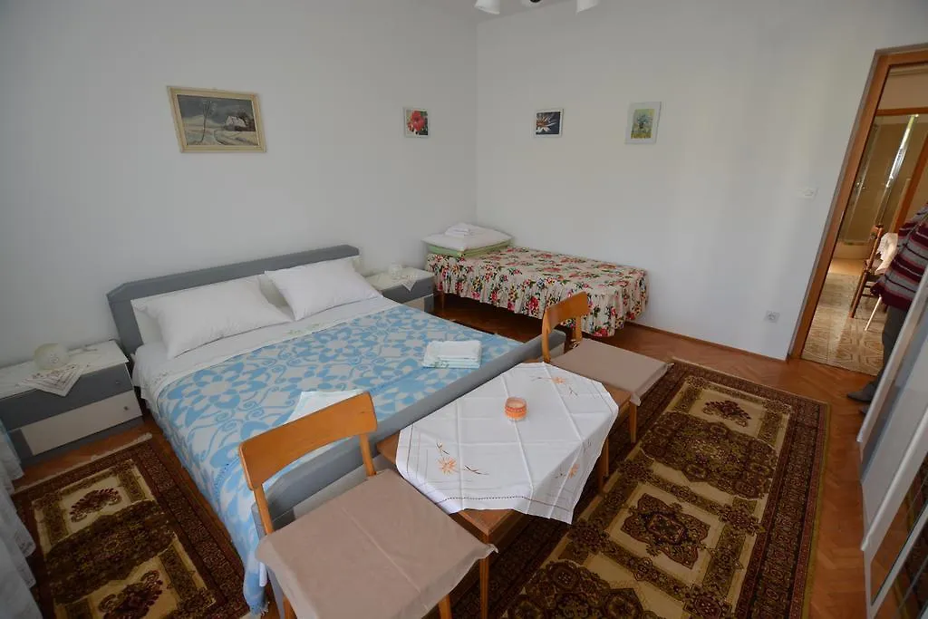 Apartment Nadica Punat