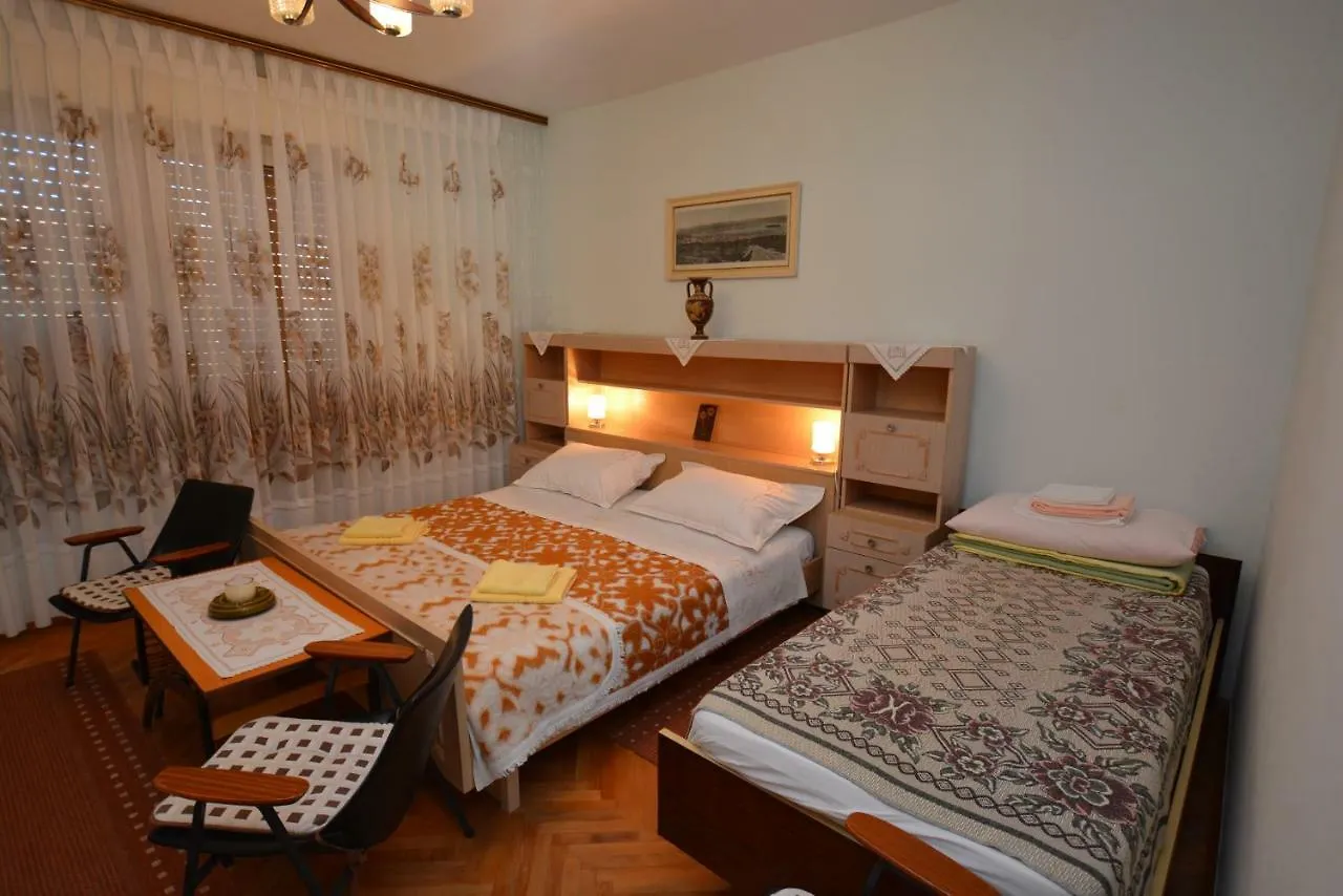 Apartment Nadica Punat